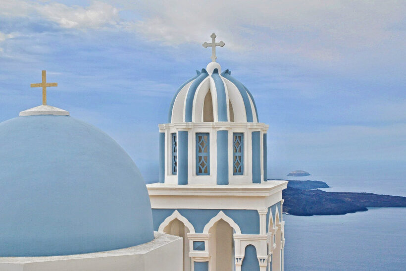 Bell-Tower-in-Firostefani-Santorini-Greece-2000×1333
