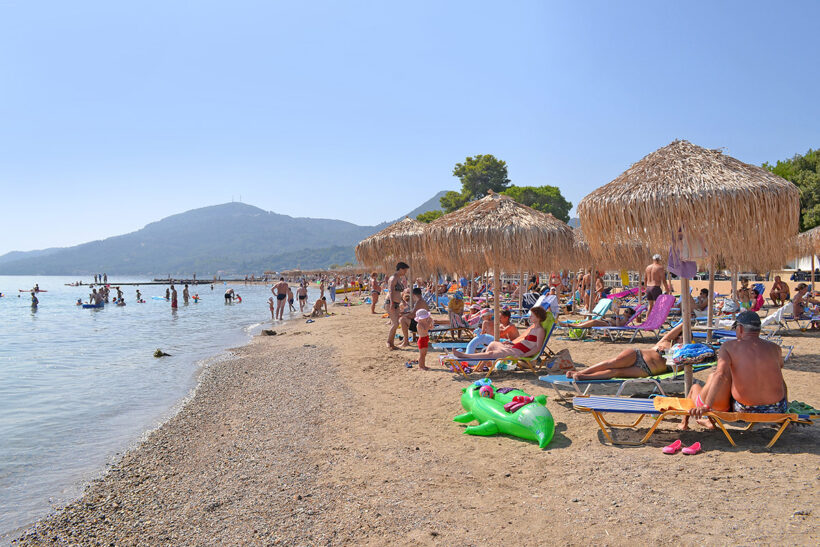 Plazhi privat Messonghi Beach Hotel Corfu