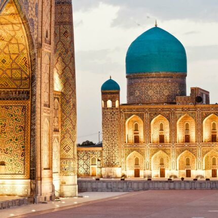 Udhëtim në Uzbekistan