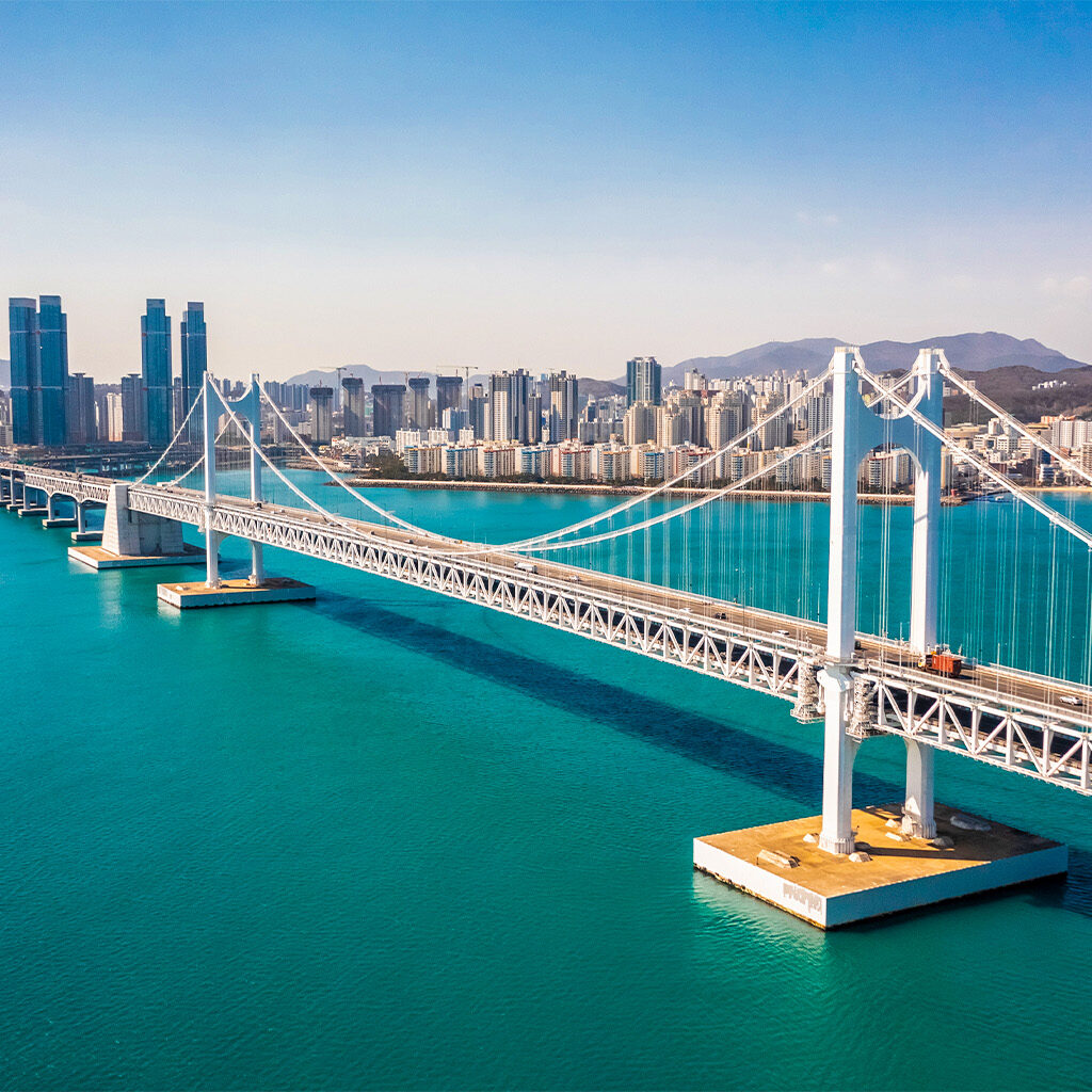 Busan, Koreja e Jugut: Qyteti Bregdetar që Bashkon Detin, Kulturën dhe Shijet Koreane  Meta Description: